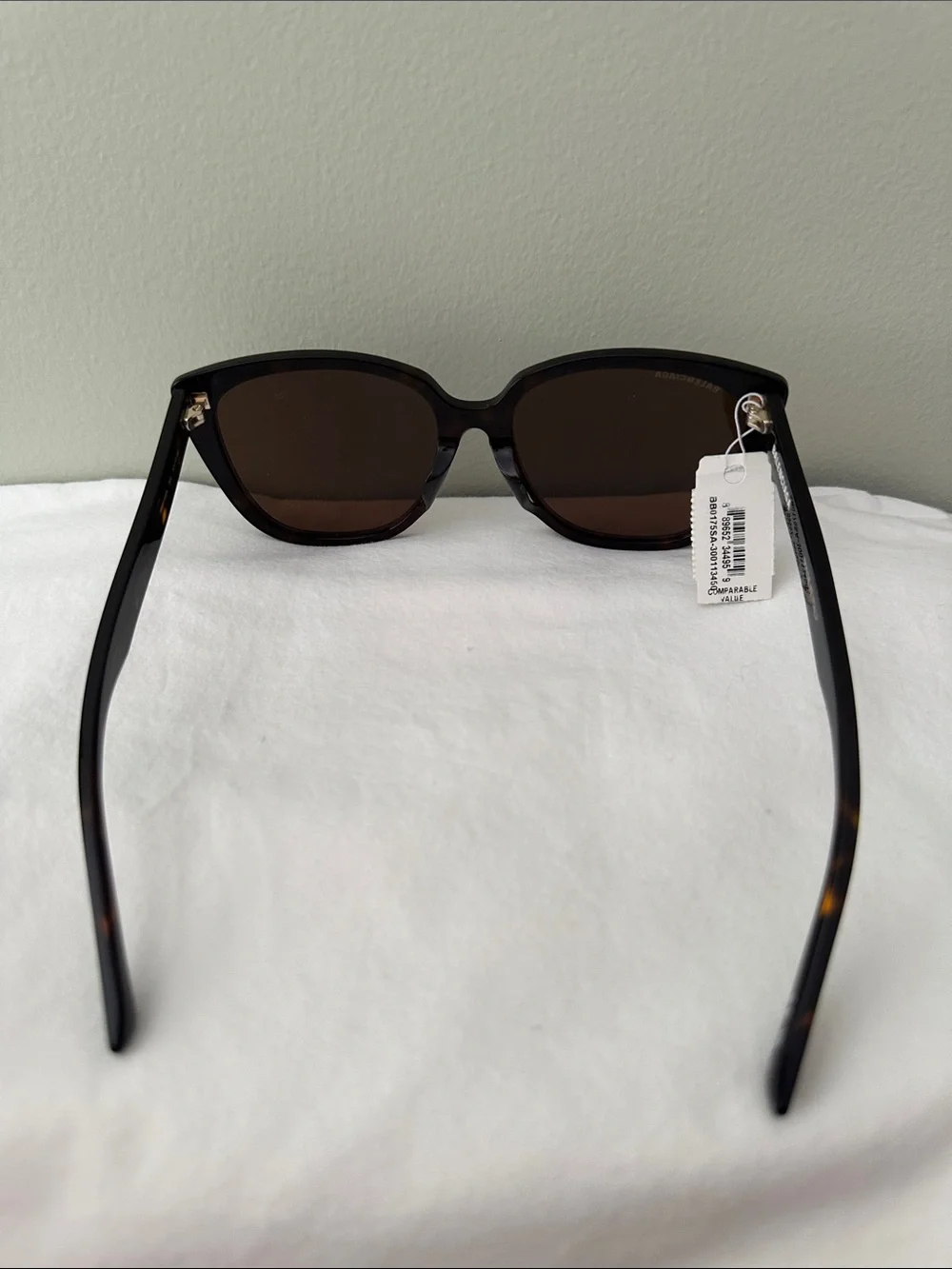 Balenciaga Women’s Brown Tortoiseshell Cat-Eye Sunglasses (09)
